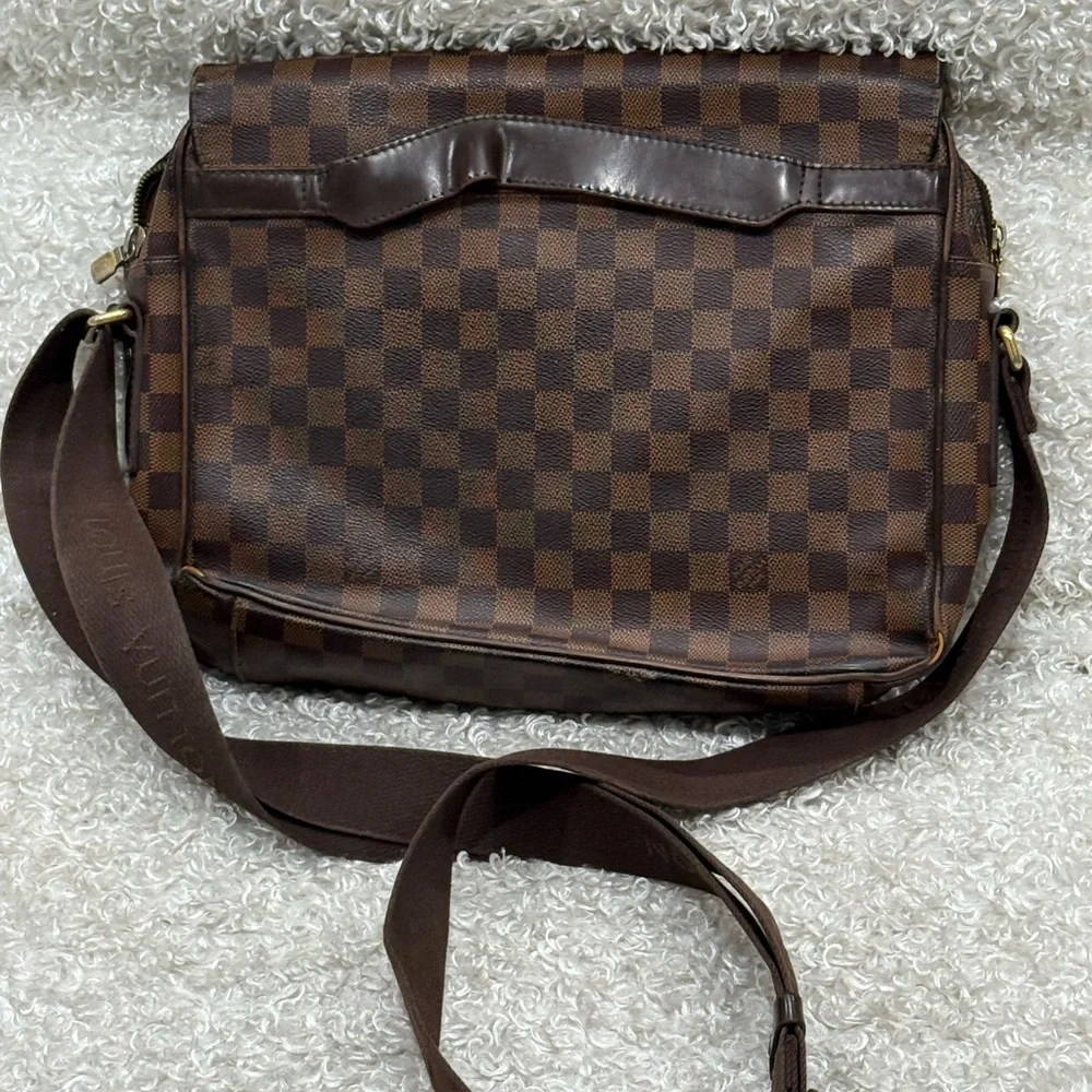 Louis Vuitton Ebene Dark Brown Checkered Messenger Bag